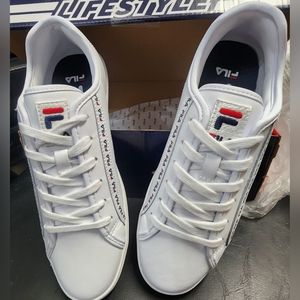 *NEW** FILA Future VC Repeat Logo Casual Sneakers from Finish Line SIZE 8.5